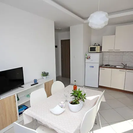 Apartments Maja 100 From The Beach Podgora Exterior photo